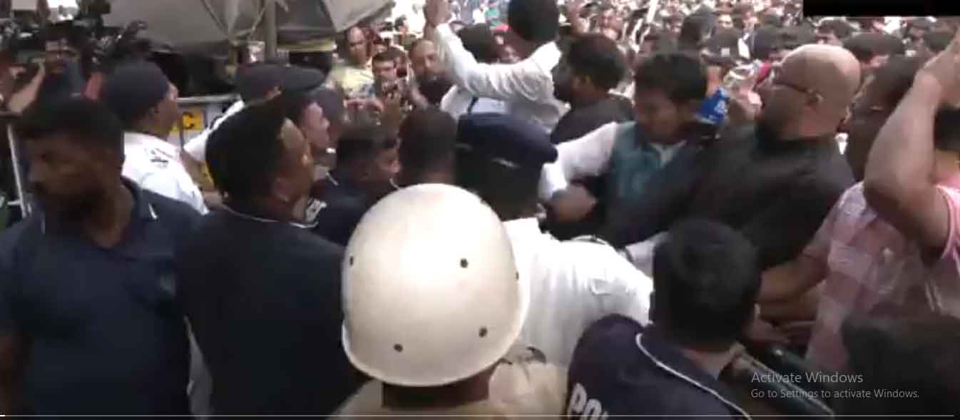 Kolkata : SIR  अमानवीय बोझ,    BLO  ने कॉलेज स्क्वायर से चीफ इलेक्टोरल ऑफिस तक रैली निकाली