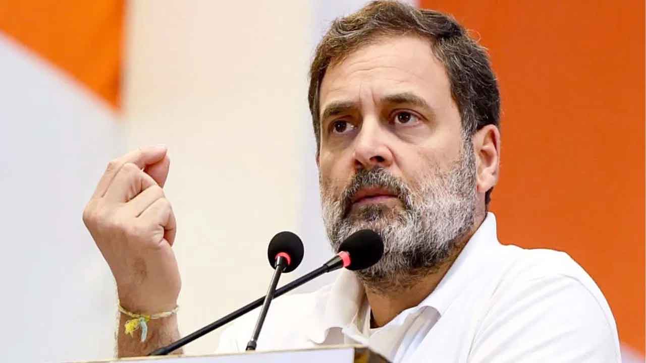 राहुल गांधी ने एक बार फिर महाराष्ट्र विधानसभा चुनाव में धांघली का आरोप लगाया