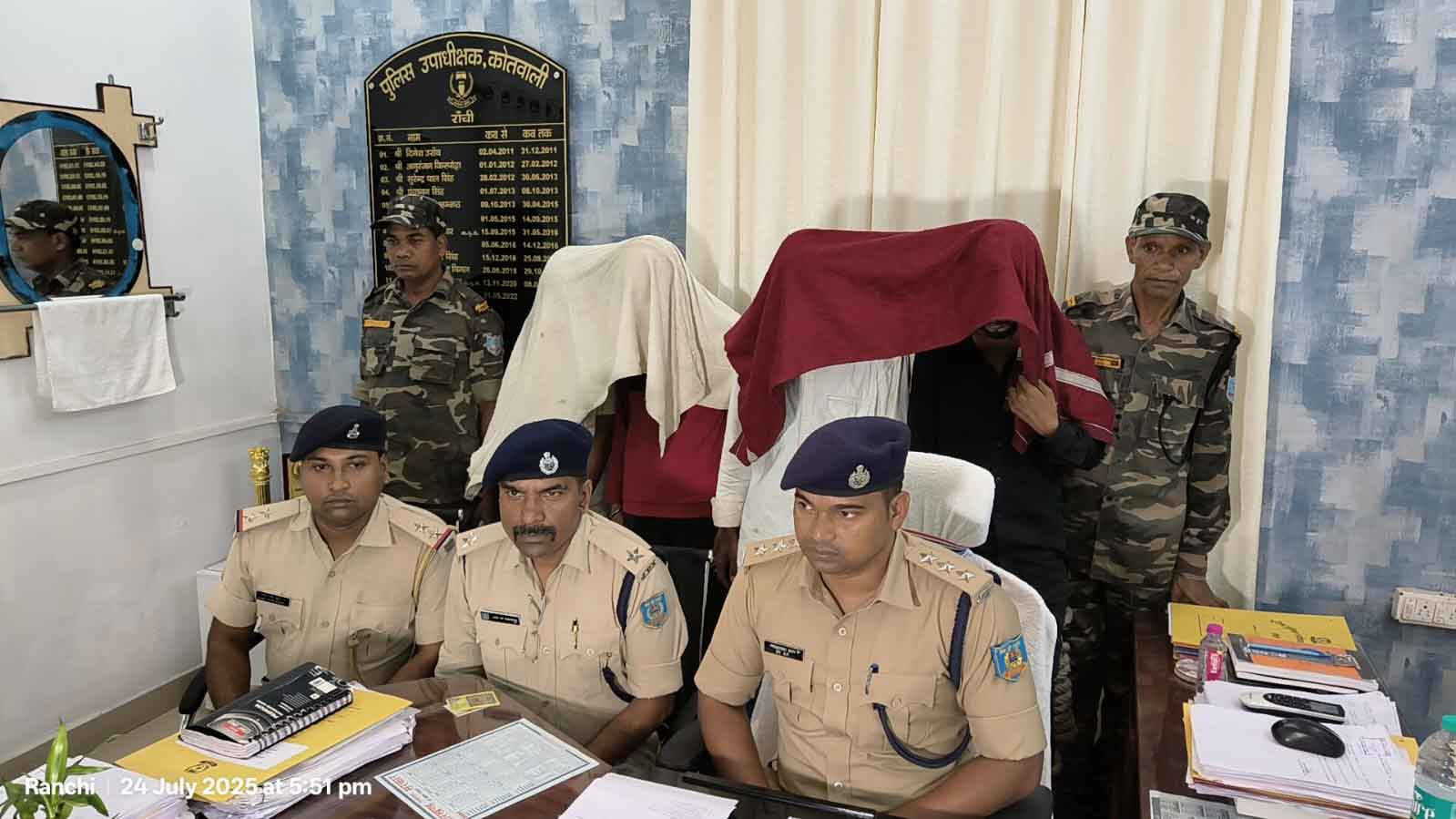 रांची पुलिस ने अवैध हथियार के साथ चार अपराधियों को किया गिरफ्तार