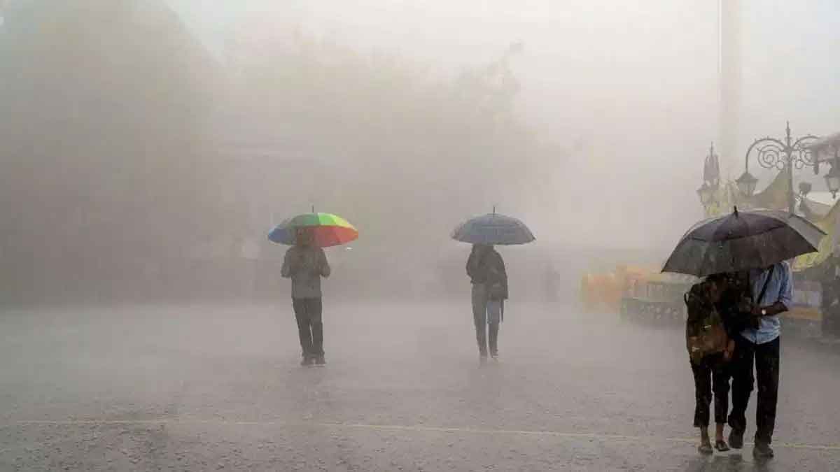 देश के सभी राज्यों में मानसून की एंट्री, कुल्लू में बादल फटा, हल्द्वानी में कार नहर में गिरी, 4 की मौत