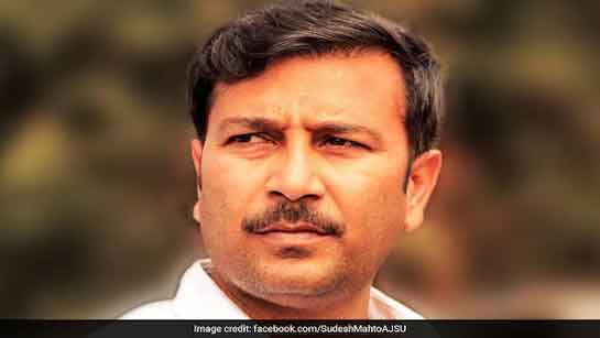 राहुल गांधी का संविधान बचाओ नारा हास्यास्पद : सुदेश महतो