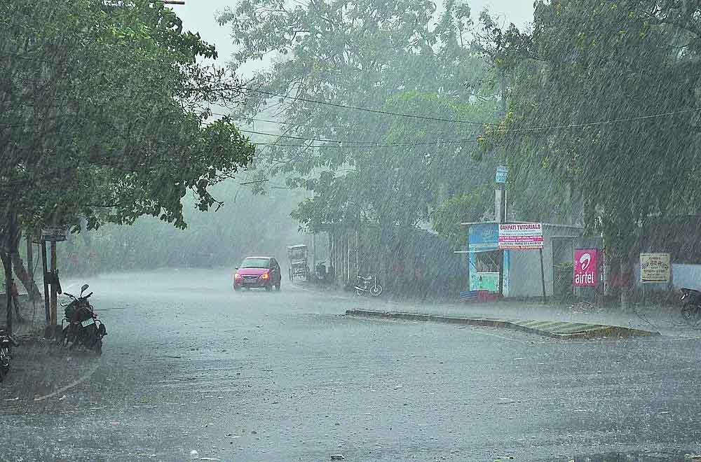 झारखंड में दिखेगा लो प्रेशर का असर, छह जिलों में भारी बारिश की संभावना