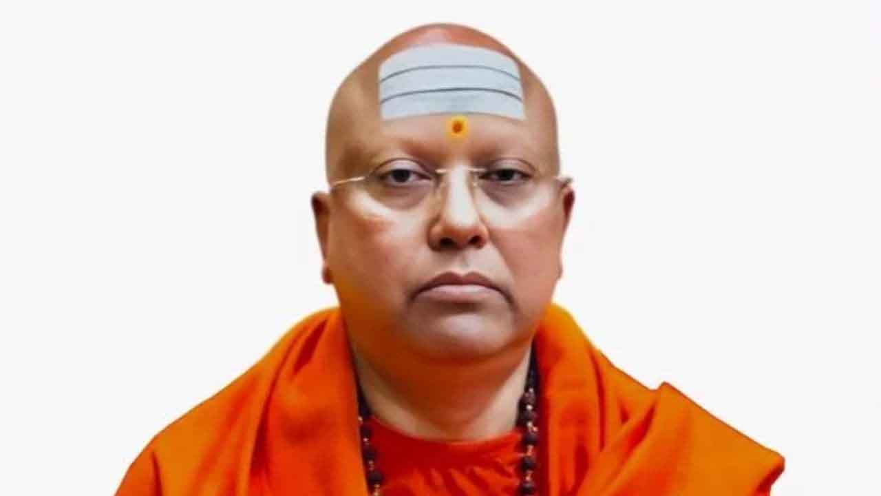 यौन उत्पीड़न के आरोपी चैतन्यानंद के 8 करोड़ रुपए फ्रीज, कोर्ट ने अग्रिम जमानत याचिका नामंजूर की