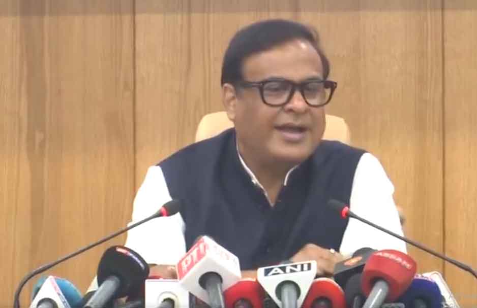 असम सीएम हिमंत बिस्वा सरमा ने कहा, धुबरी जिले में गोली मारने का आदेश दुर्गा पूजा में भी जारी रहेगा