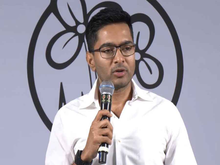 टीएमसी का प बंगाल में SIR का विरोध, कहा, चुनाव आयोग कार्यालय को एक लाख लोग घेरेंगे
