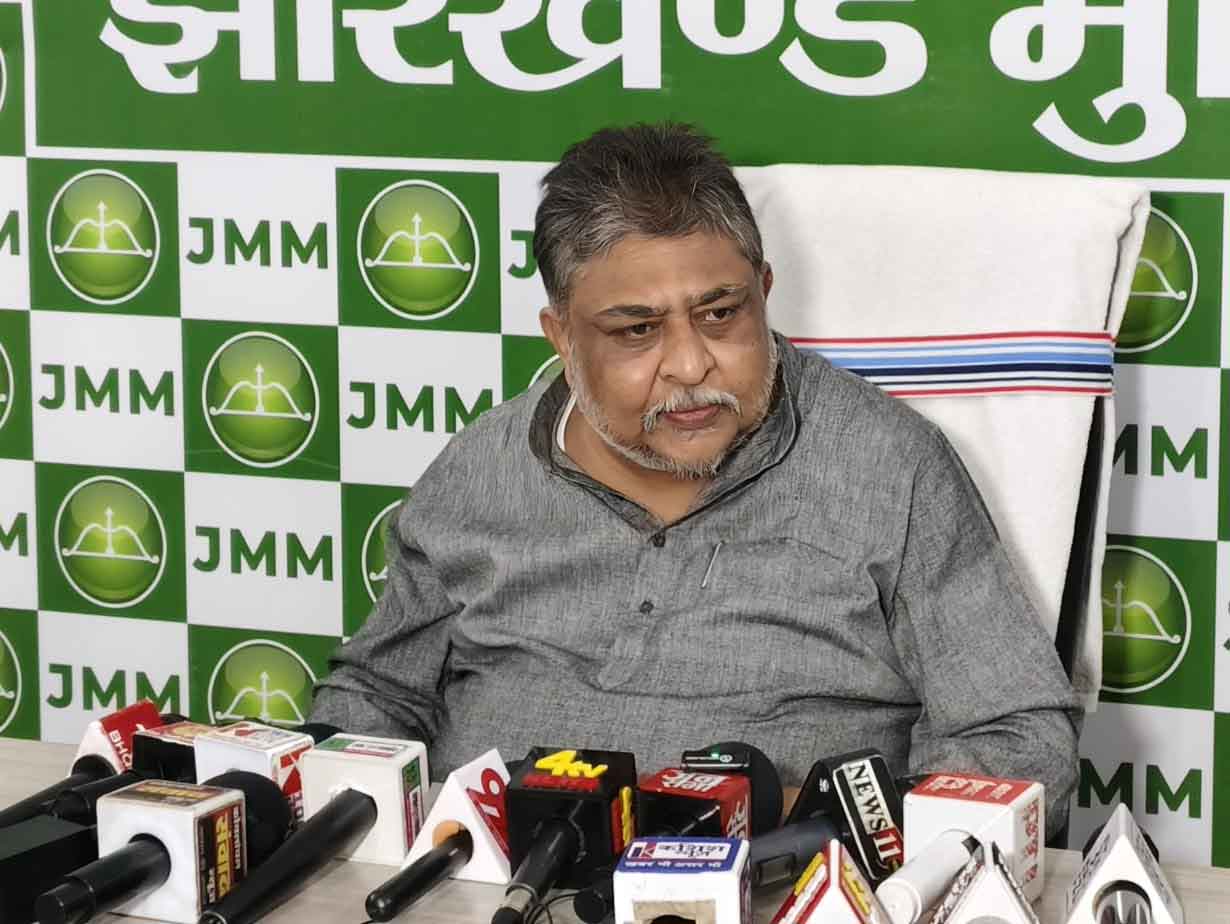 झामुमो ने निर्वाचन आयोग और आरएसएस की मंशा पर उठाये सवाल