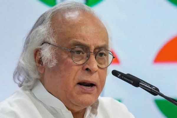 हमारे सांसद घूम रहे हैं, आतंकवादी भी इधर-उधर घूम रहे हैं,  जयराम रमेश के बयान पर भाजपा भड़की