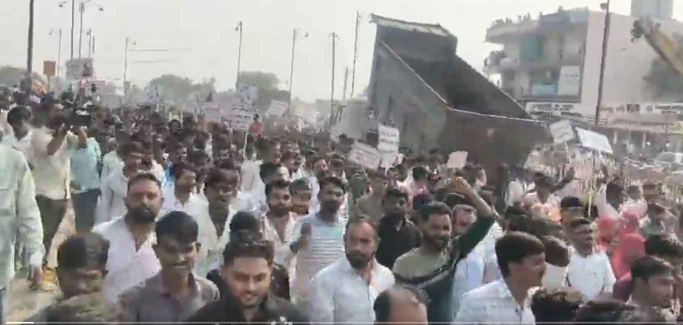 गुजरात में कांग्रेस की जन आक्रोश यात्रा जारी,  राहुल ने कहा,  महिलाएं असुरक्षित, अपराधियों को मिल रहा सत्ता का संरक्षण