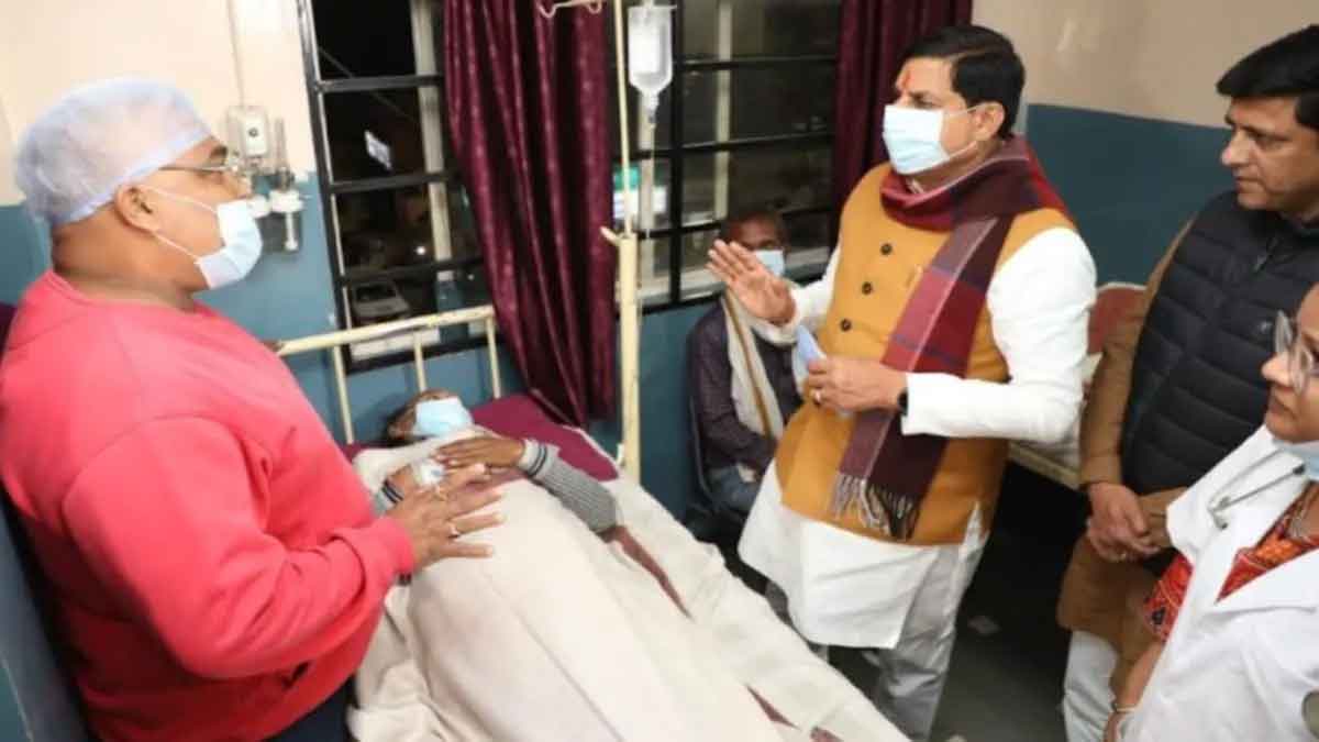 दूषित पेय जल मामला, हाई कोर्ट के तेवर तल्ख, साफ पानी मुहैया कराने का निर्देश, सीएम ने अपर आयुक्त की छुट्टी की