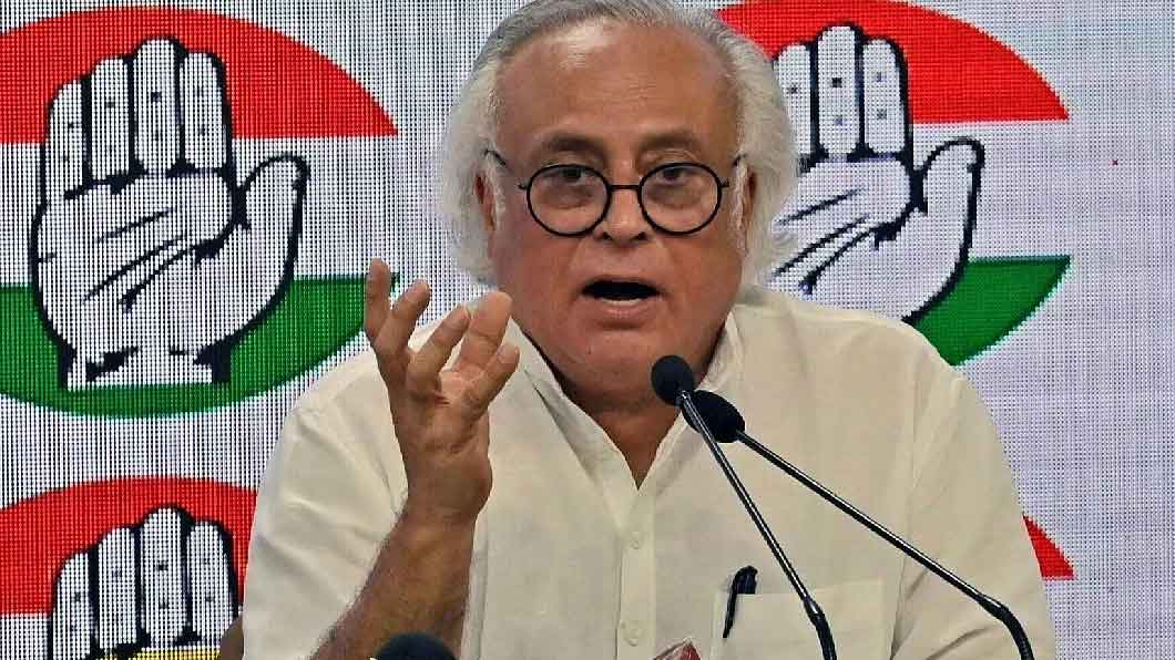 जनता कर्ज में डूबी हुई है, पीएम मोदी के परम मित्र मुनाफा कमा रहे हैं:  कांग्रेस