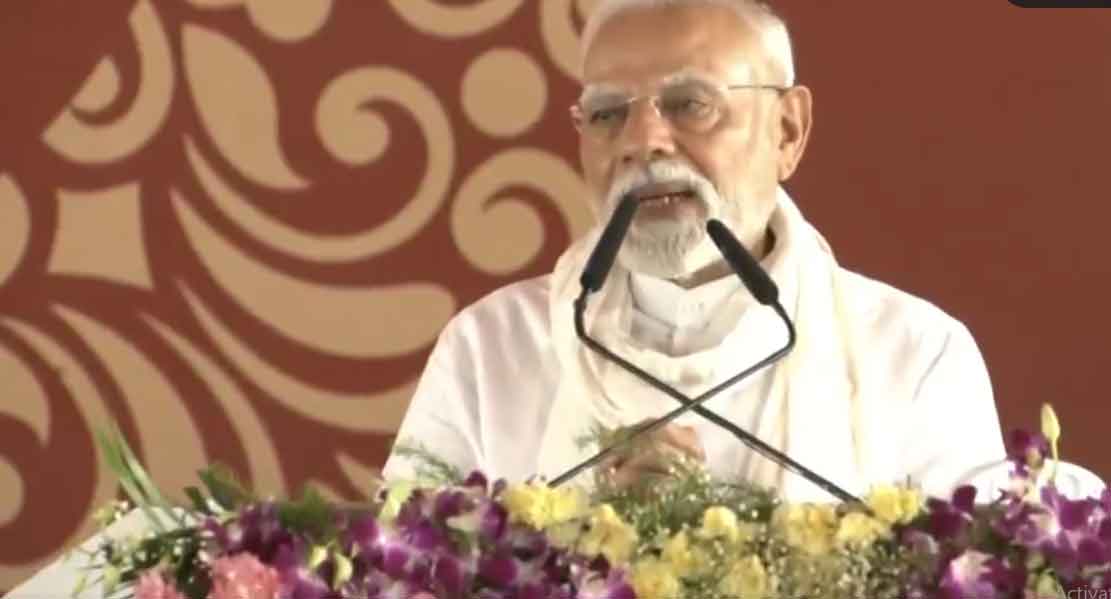 वाराणसी में पीएम ने कहा, वोट बैंक की राजनीति में लगे कांग्रेस-सपा ऑपरेशन सिंदूर से परेशान हैं