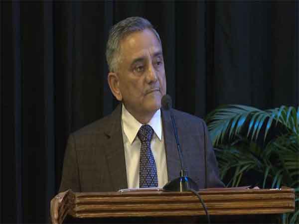 CDS चौहान ने शांग्री-ला डायलॉग में आतंकवाद को लेकर पाकिस्तान को आईना दिखाया