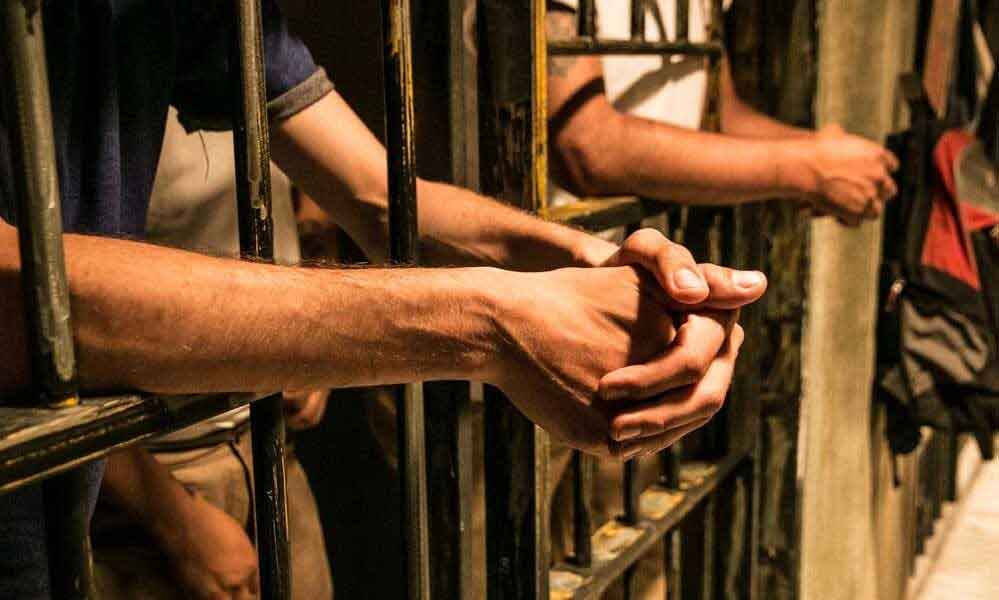 पाकिस्तान के जेल मालिर से 216 कैदियों के भागने की खबर, 80 पकड़ाये
