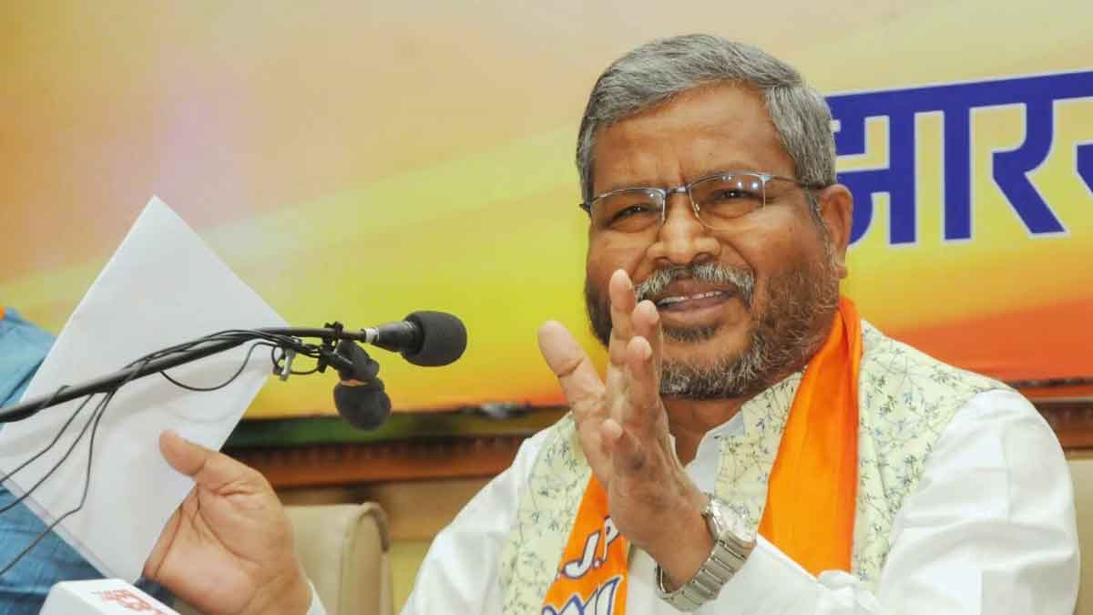 राहुल गांधी राष्ट्र विरोधी और भारत विरोधी शक्तियों के हाथों खेल रहे हैं : बाबूलाल