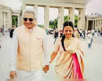 टीएमसी सांसद महुआ ने जर्मनी में बीजेडी के पूर्व सांसद पिनाकी मिश्रा से विवाह रचाया