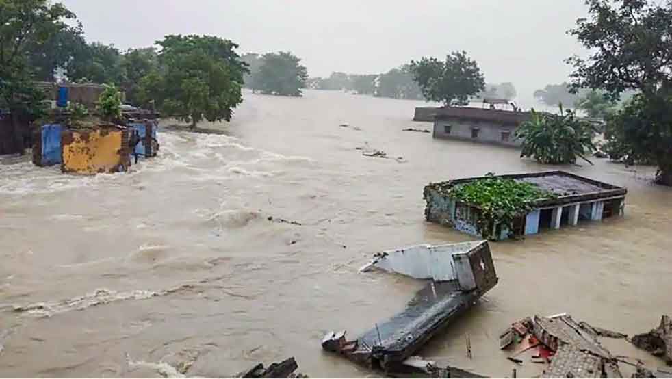 CWC की रिपोर्ट, भारत की 24 नदियों में गंभीर बाढ़ की स्थिति, 33 का जलस्तर सामान्य से ऊपर