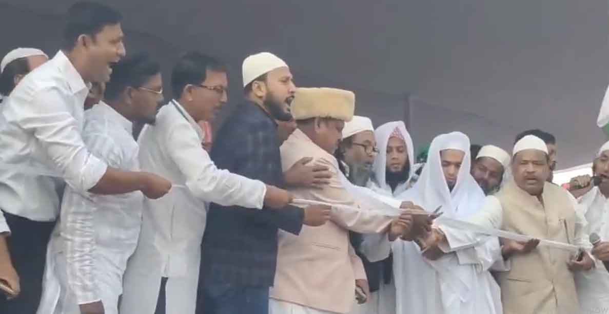 हुमायूं कबीर ने मुर्शिदाबाद में बाबरी मस्जिद की आधारशिला रखी, भाजपा ने कहा, ममता- हुमायूं के बीच मैच फिक्स है