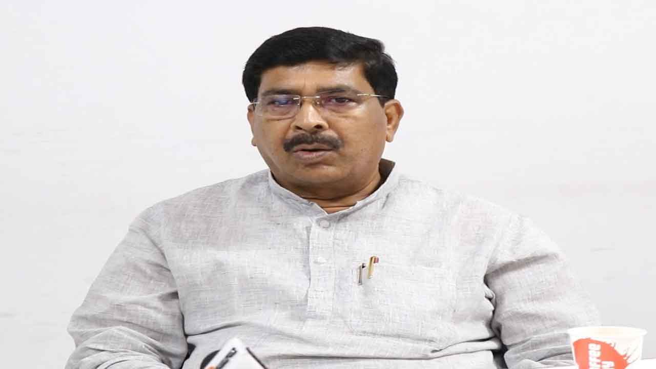 यूरिया खाद संकट पर भाजपा सांसद आदित्य साहू ने राज्य की झामुमो सरकार को  जिम्मेदार ठहराया