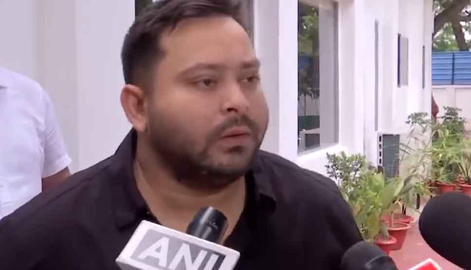 बिहार में हो रही हत्याओं को लेकर बरसे तेजस्वी, कहा, नीतीश कुमार ने अपनी नैतिकता बेच दी है