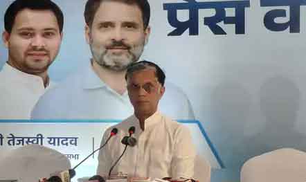 कांग्रेस ने कहा, पीएम के हर भाषण में कट्टा, कनपटी, तंज कसा, कट्टा सटा कर नीतीश  खुद को सीएम घोषित करवा लें