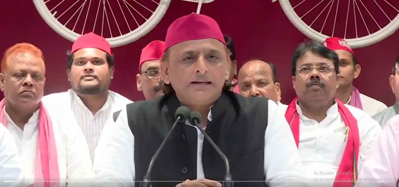 मायावती पर हमलावर हुए अखिलेश यादव, दावा किया, कांशीराम को सांसद बनाने में मुलायम सिंह यादव का हाथ