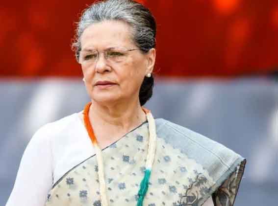 मामला नागरिकता से पहले वोटर लिस्ट में नाम शामिल होने का, सोनिया गांधी को कोर्ट का नोटिस