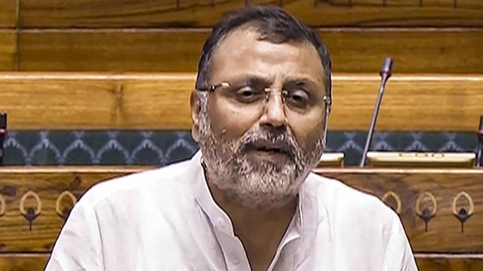 निशिकांत दुबे ने  आईना दिखाया,  चुनाव आयुक्तों को मलाईदार पदों से नवाजने वाली कांग्रेस हमें नैतिकता न सिखाये