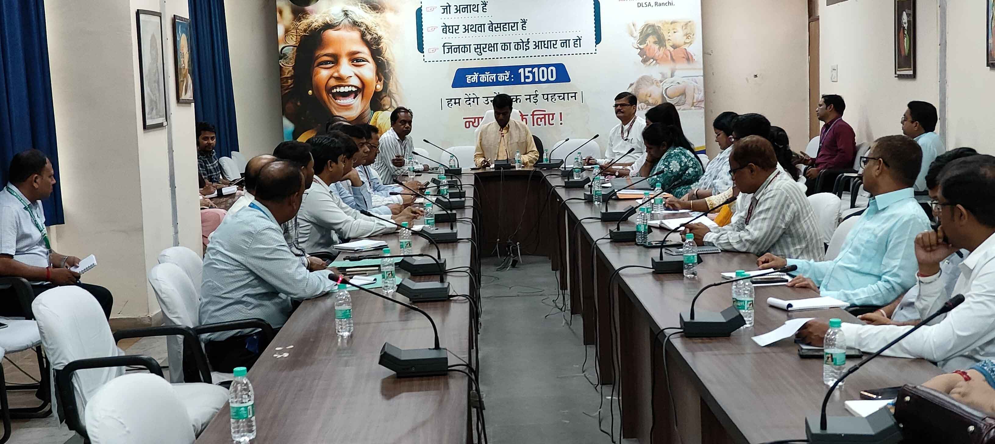 DC मंजूनाथ भजंत्री ने अफसरों के साथ की मीटिंग, फ्लाईओवर पर स्टंटबाजी की तो अब खैर नहीं...