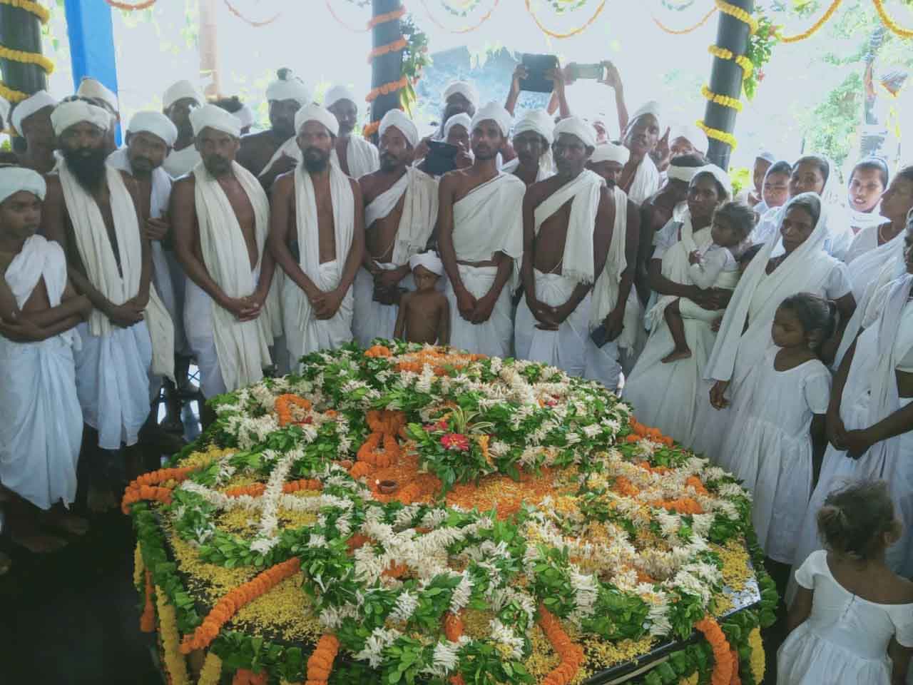 भगवान बिरसा मुंडा के 125वें शहादत दिवस पर कोकर समाधि स्थल पर श्रद्धांजलि सभा
