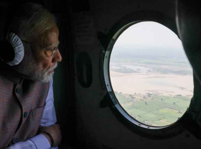 पीएम मोदी ने पंजाब के बाढ़ प्रभावित इलाकों का हवाई सर्वेक्षण किया,  हिमाचल में समीक्षा बैठक की