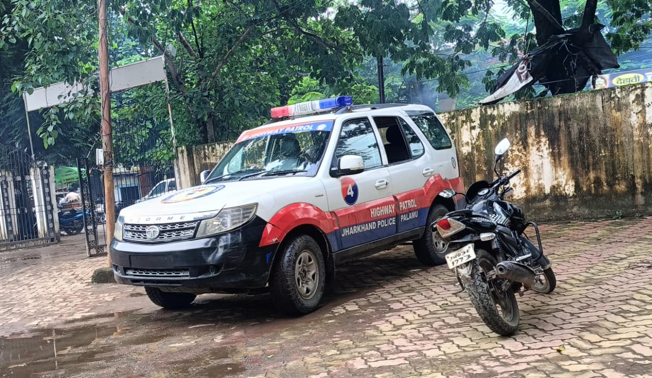 पलामूः जर्जर गाड़ियों के भरोसे है जिला पुलिस की गश्ती व्यवस्था