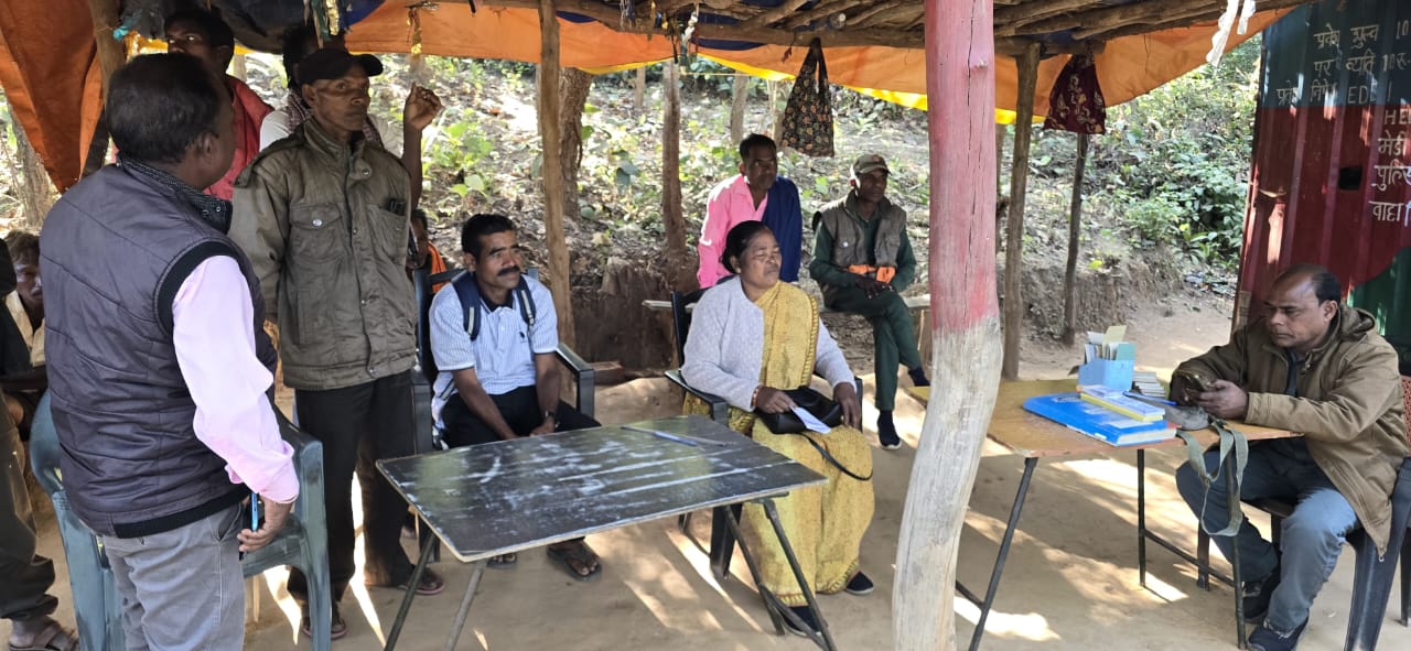 लातेहारः आपसी विवाद में लोध फॉल का इंट्री काउंटर हुआ बंद