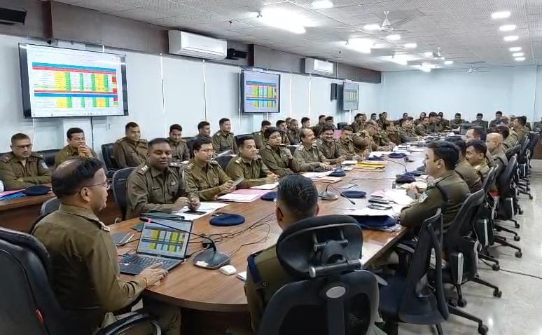 लंबित कांडों के निष्पादन में धनबाद पुलिस को बड़ी सफलता, अब सिर्फ 2200 मामले पेंडिंग