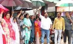 जमशेदपुर : बारीगोड़ा में करंट लगने से युवक की मौत, लोगों ने जीएम कार्यालय घेरा