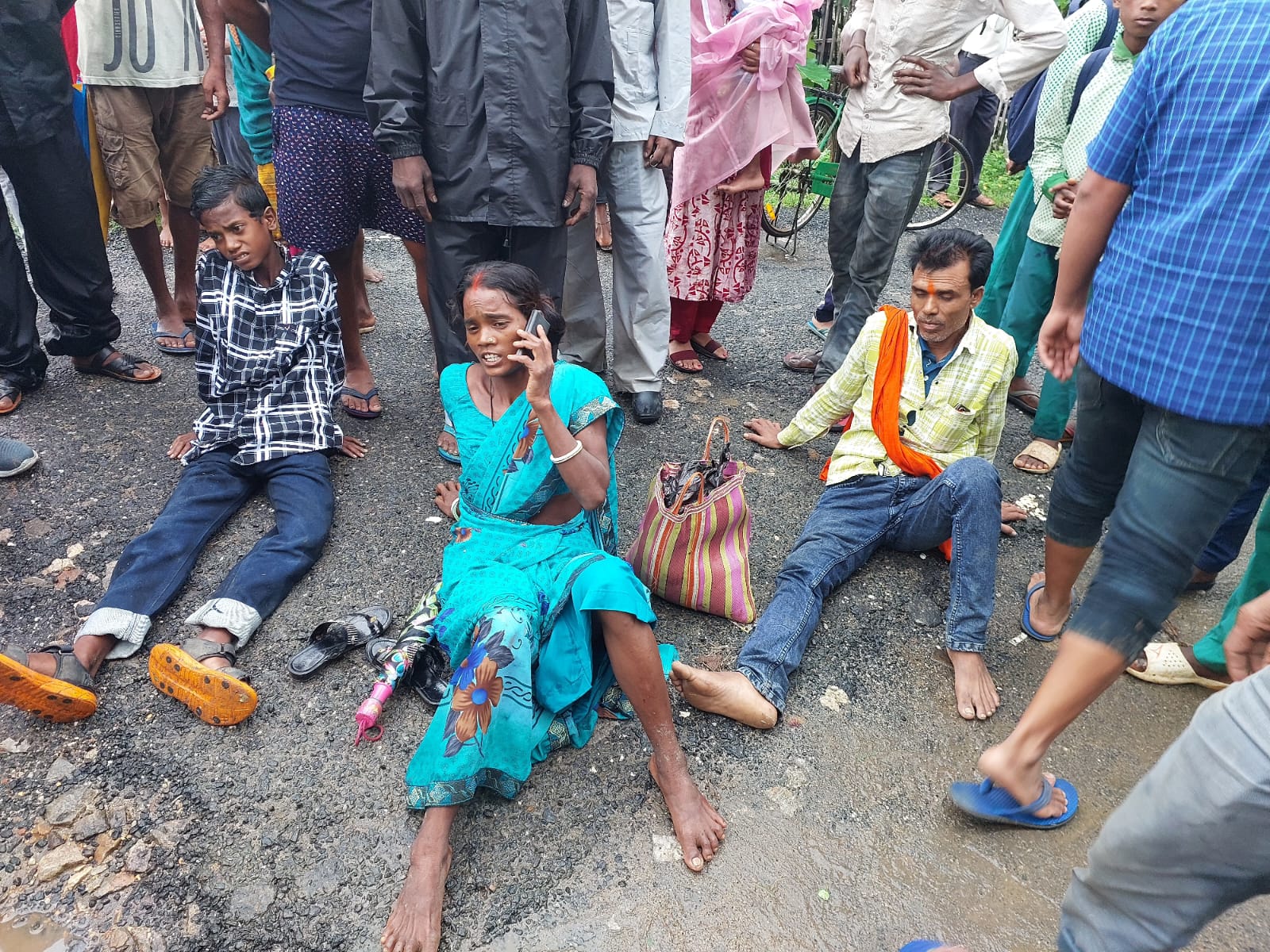 लातेहारः ट्रेलर व टेंपो की टक्कर में 9 लोग घायल, 6 की हालत गंभीर
