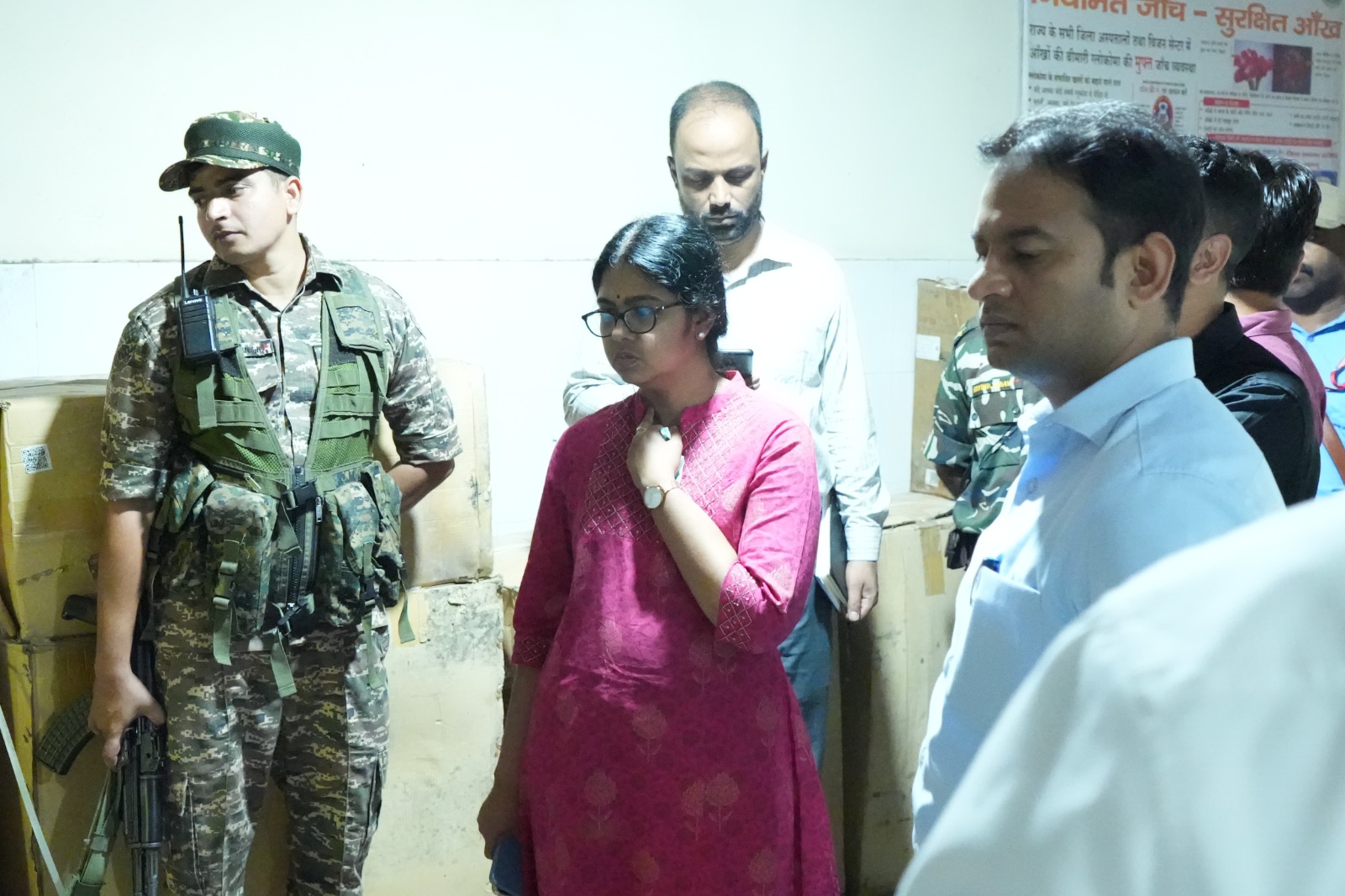 पलामूः डीसी ने नीलांबर-पीतांबरपुर सीएचसी का किया निरीक्षण, दिए निर्देश