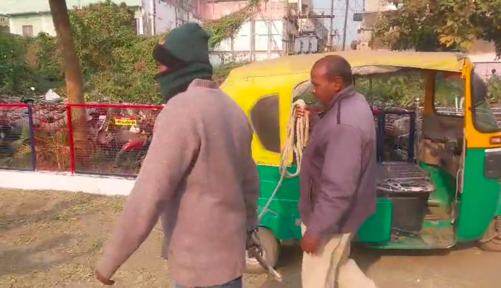 देवघरः टेंपो चलाने की आड़ में करता था ब्राउन शुगर का धंधा, पुलिस ने किया गिरफ्तार