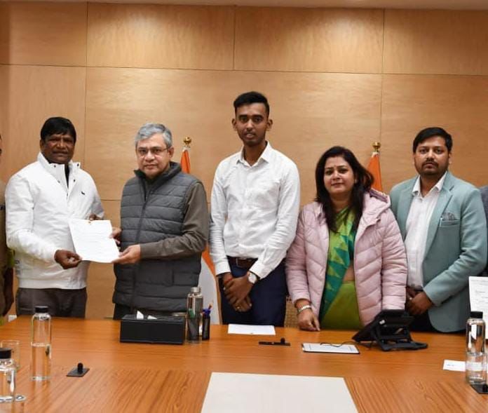 धनबाद से चलने वाली कई स्पेशल ट्रेनें होंगी स्थाई, रेल मंत्री ने दी सहमति