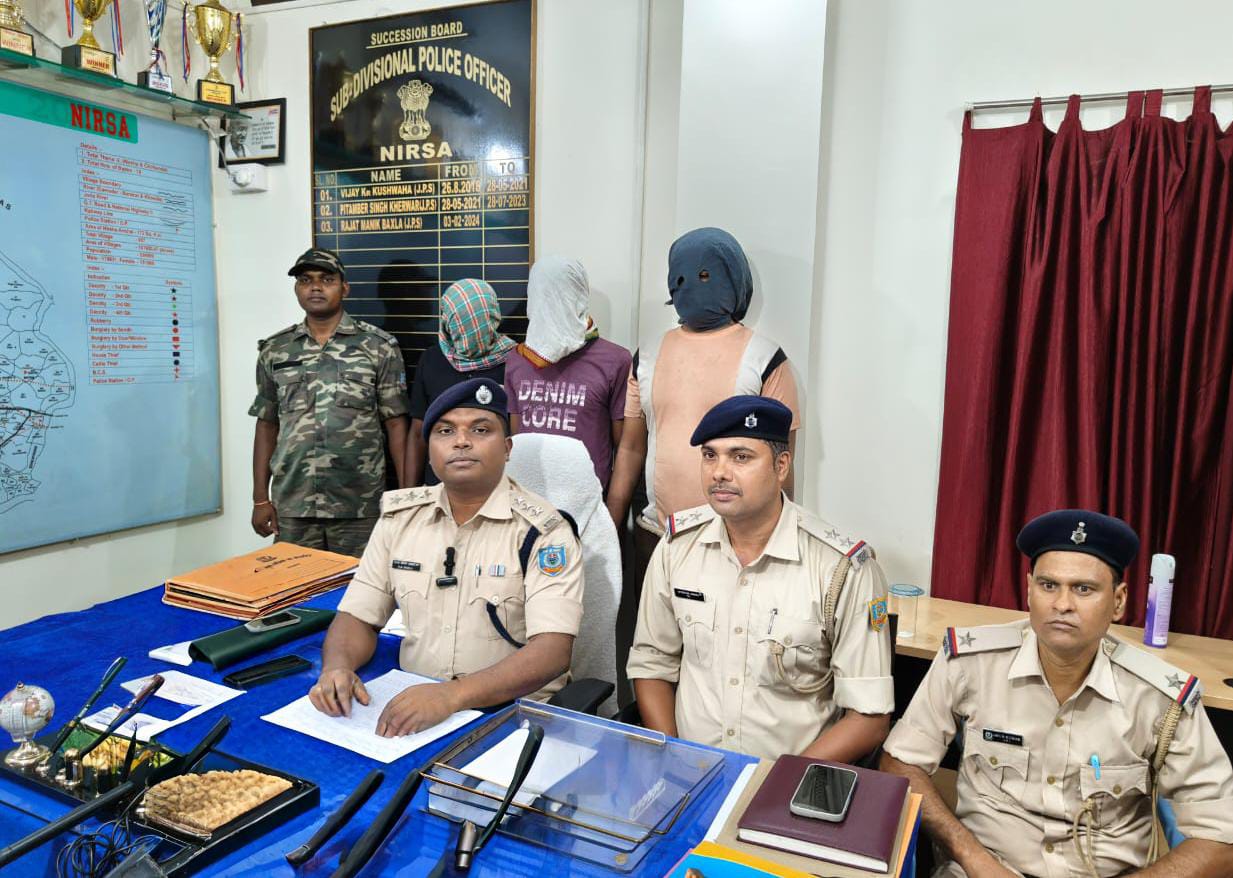 धनबादः बाइक चोर गिरोह का भंडाफोड़, 3 गिरफ्तार, 6 बाइक बरामद