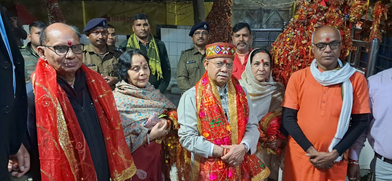 हिमाचल प्रदेश के राज्यपाल ने रजरप्पा मंदिर में की पूजा, संध्या आरती में शामिल हुए