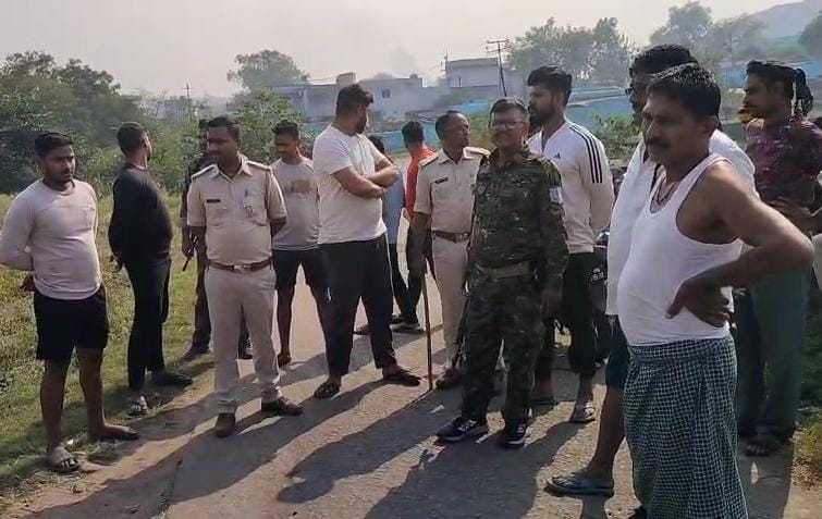 धनबादः कोयला के धंधे में वर्चस्व को लेकर बाइक सवार अपराधियों ने की फायरिंग, जांच में जुटी पुलिस