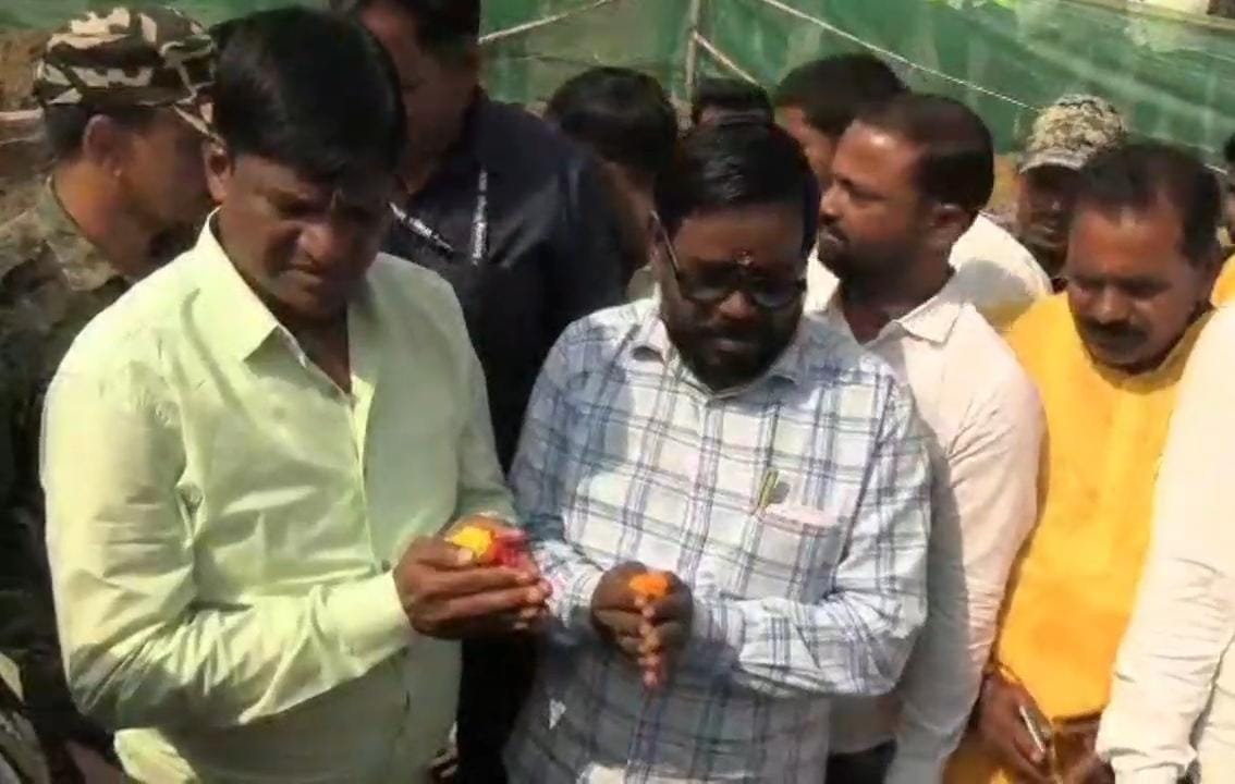 धनबादः गोविंदपुर में 330 करोड़ से बनेगा एलिवेटेड फ्लाईओवर, सांसद ने किया शिलान्यास