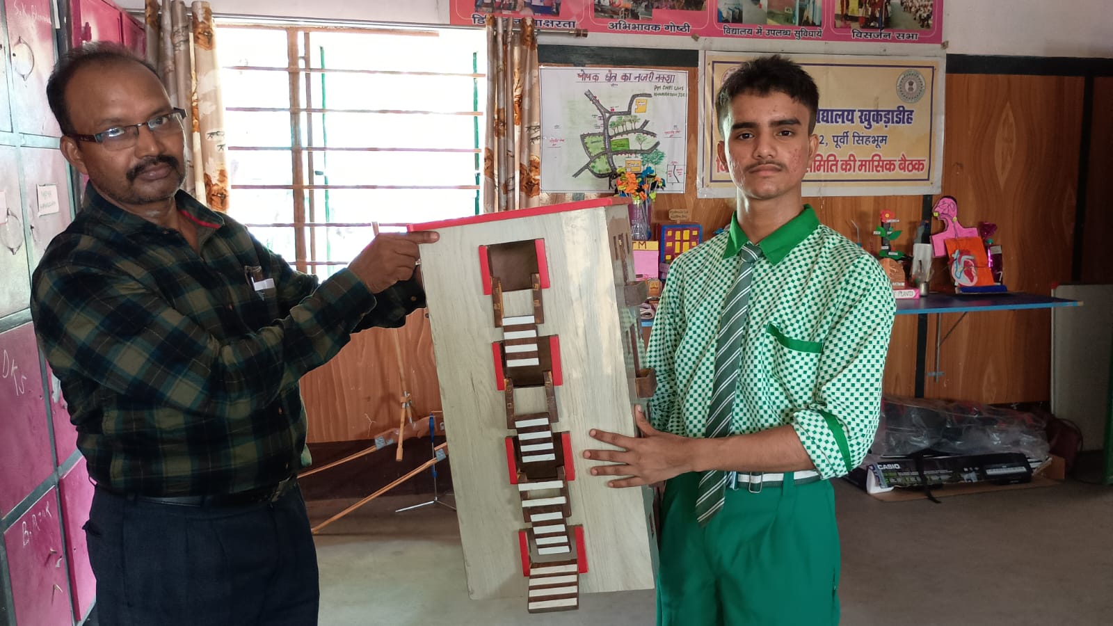 जमशेदपुरः इमरजेंसी खिड़की सीढ़ी का मॉडल बनाने वाले छात्र सायरस को जापान से बुलावा
