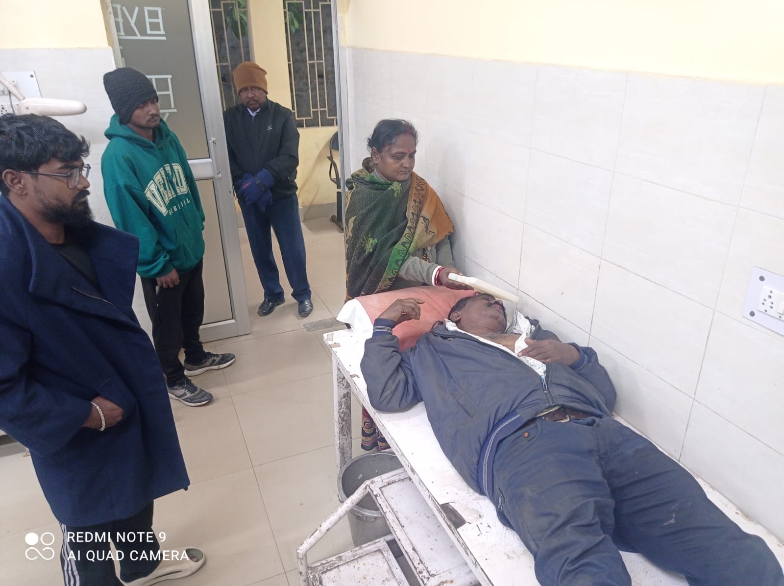 जादूगोड़ाः ड्यूटी से लौट रहे यूसिलकर्मी पर हमला, ब्रह्मानंद अस्पताल में भर्ती