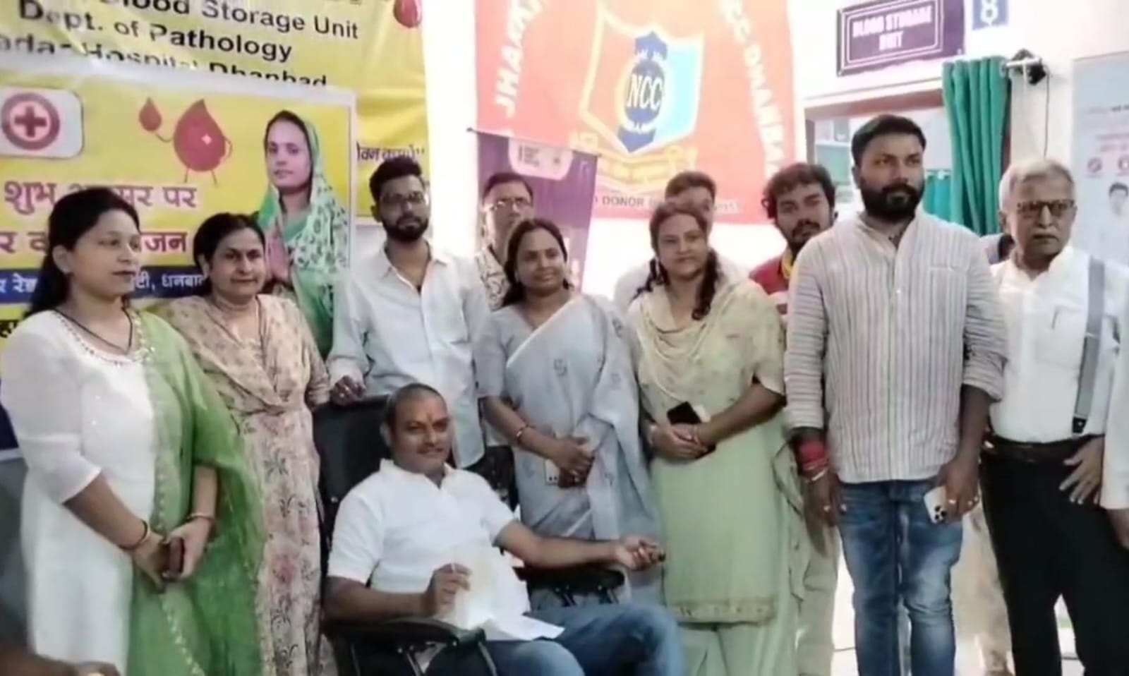 धनबादः सदर अस्पताल में रक्तदान शिविर, जवानों व NCC कैडेट्स ने बढ़ाया हौसला