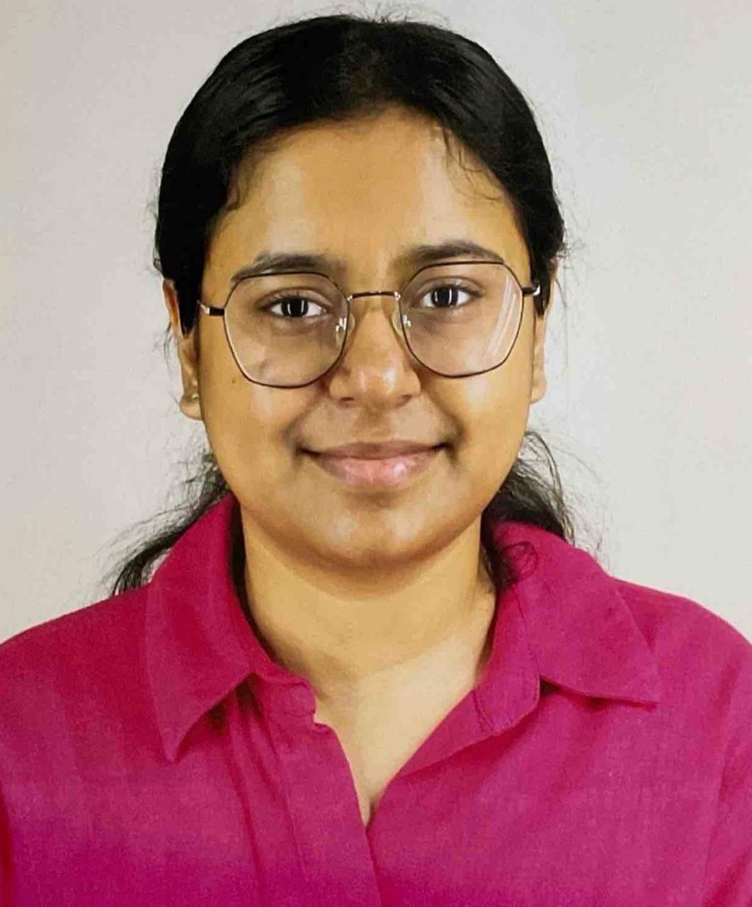 देवघर की श्रेया शर्मा ने पहले ही अटेम्पट में क्रैक किया ‘नीट’