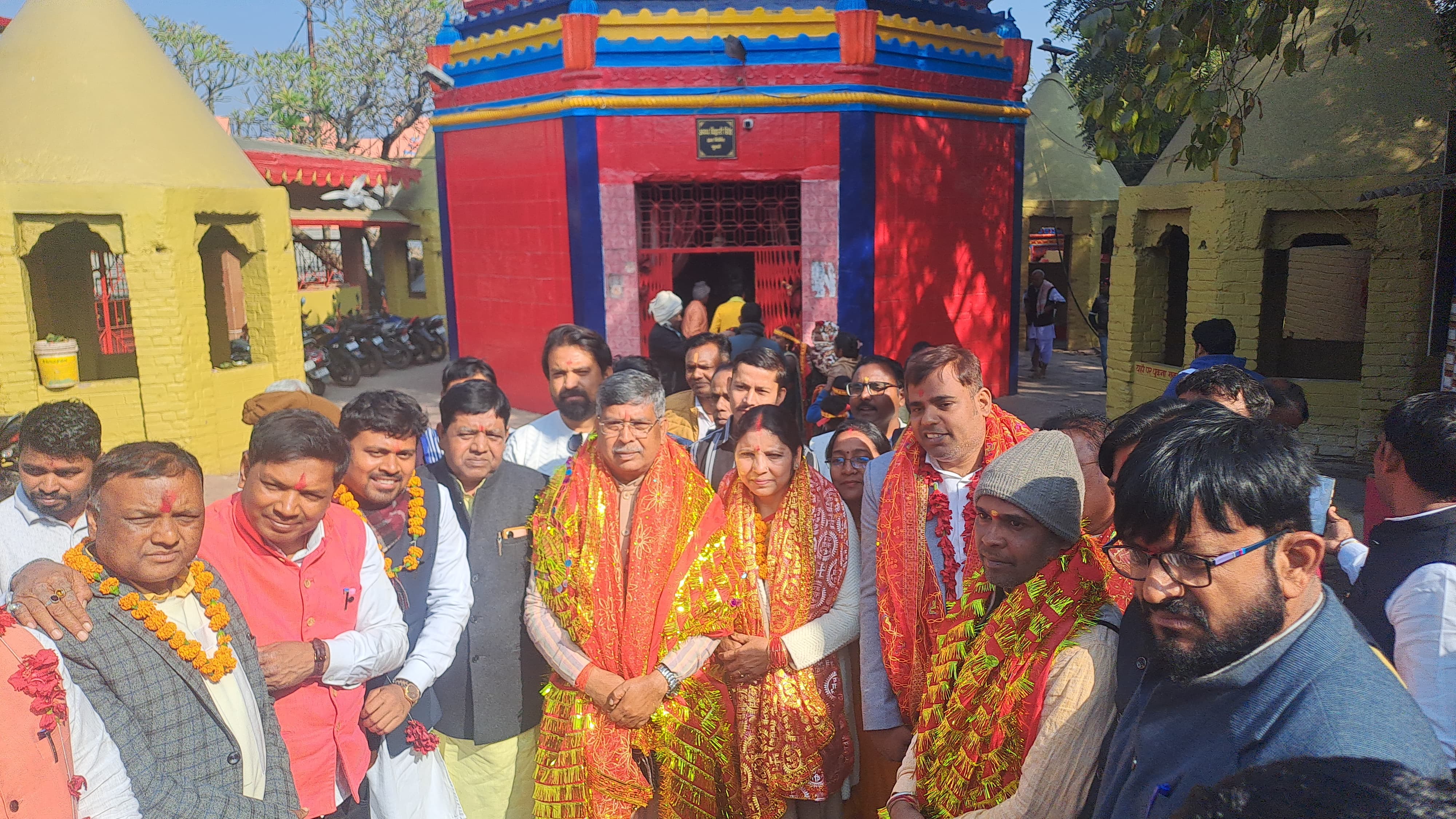 रामगढ़ः प्रदेश भाजपा अध्यक्ष आदित्य साहू ने मां छिन्नमस्तिका मंदिर में की पूजा