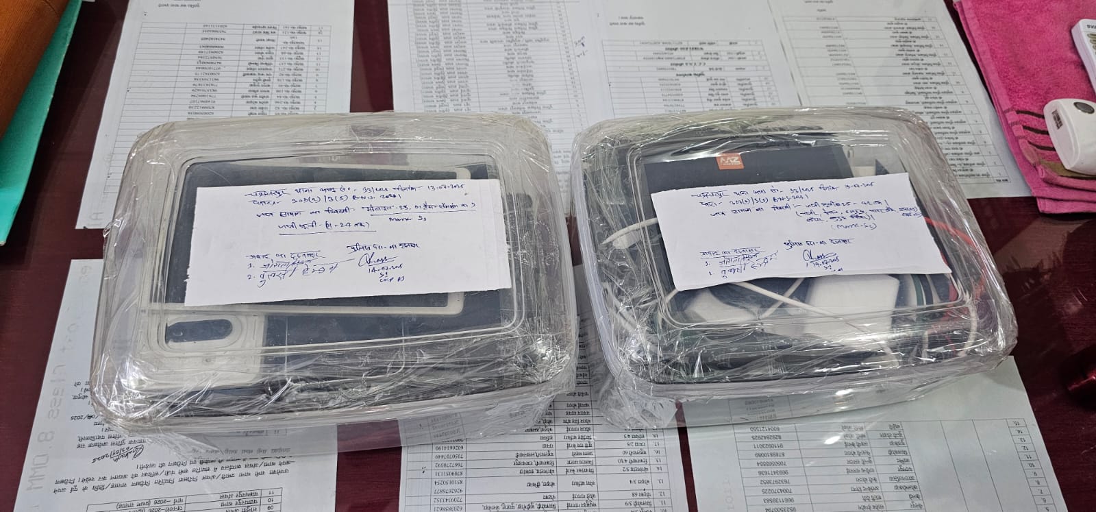 चक्रधरपुर पुलिस ने दुकान से चोरी गए 23 मोबाइल किये बरामद