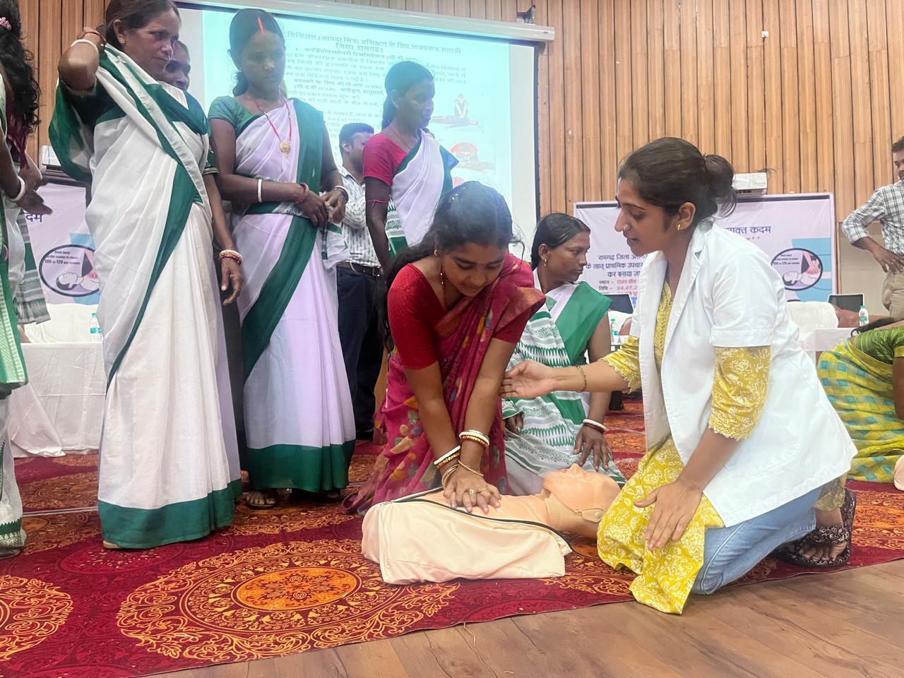 रामगढ़ः आपदा मित्र प्रशिक्षण का समापन, 3229 मास्टर ट्रेनर ने लिया भाग