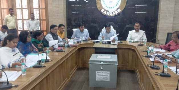 रामगढ़ः समन्वय समिति की बैठक में डीसी ने की योजनाओं की समीक्षा
